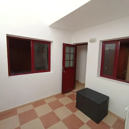 Atmósfera Vacacional, Piso Céntrico En Playa Chica