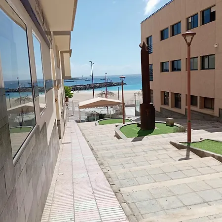 Atmosfera Vacacional, Piso Centrico En Playa Chica *